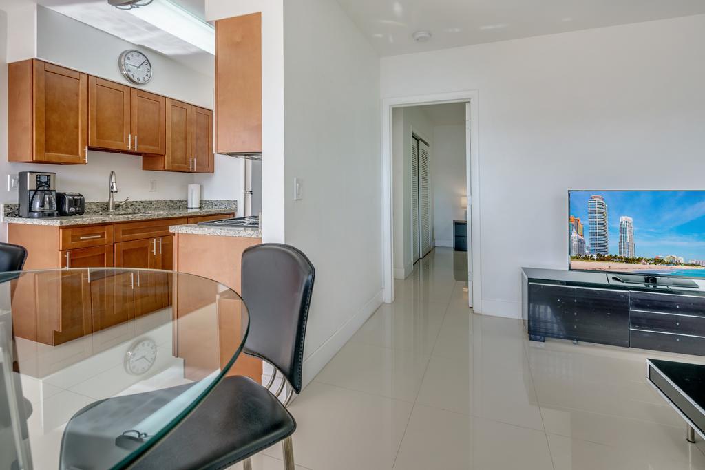 Luna Paradise By The Sea Aparthotel Lauderdale-by-the-Sea Екстериор снимка