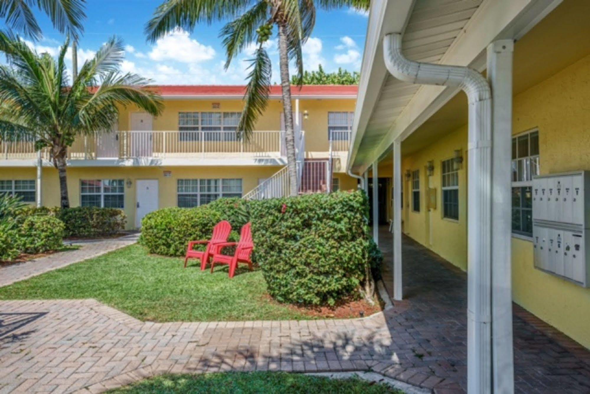 Luna Paradise By The Sea Aparthotel Lauderdale-by-the-Sea Екстериор снимка