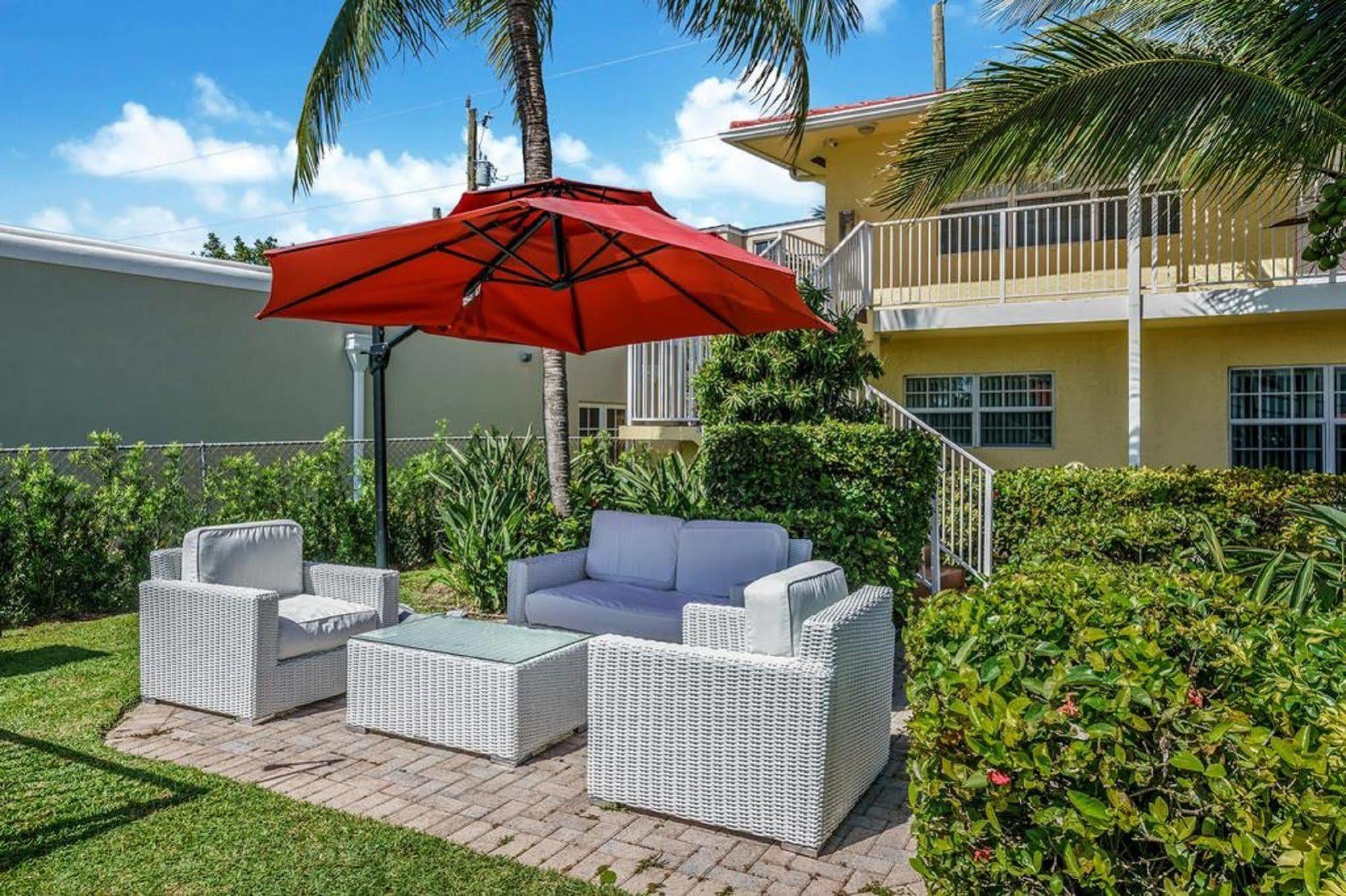 Luna Paradise By The Sea Aparthotel Lauderdale-by-the-Sea Екстериор снимка